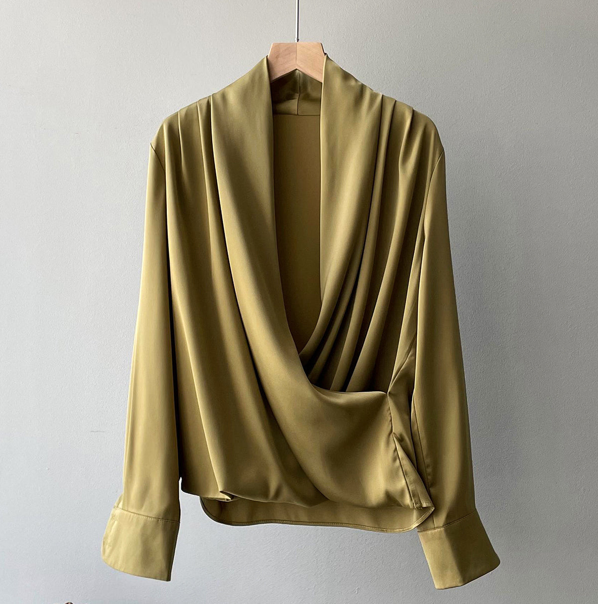 Blouse Satinée Élégante | Chic & Confort | Intemporelle