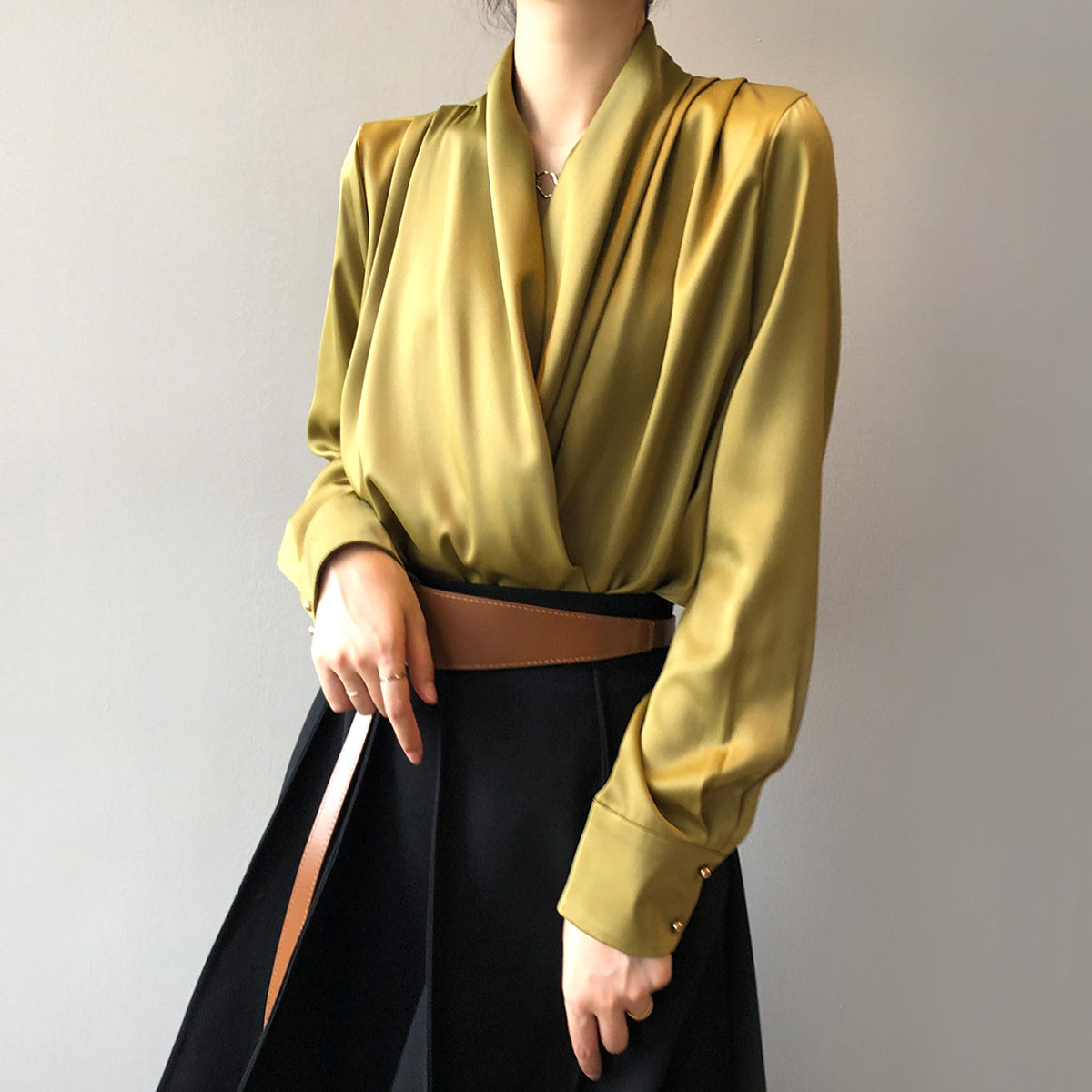 Blouse Satinée Élégante | Chic & Confort | Intemporelle