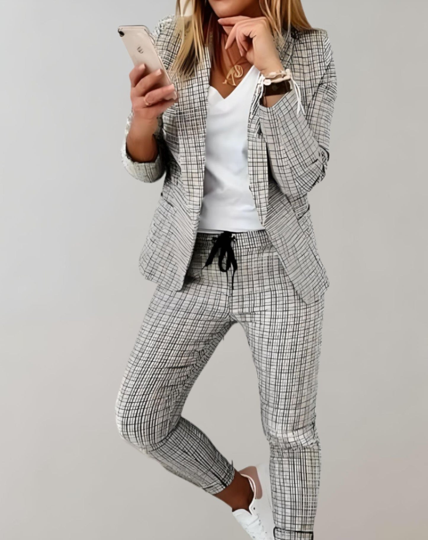 Ensemble Moderne à Carreaux | Chic & Professionnel | Confort & Élégance